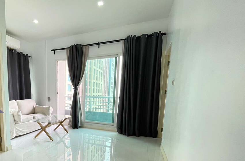 Condominium in Srinakarin 